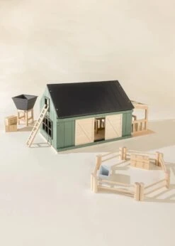 Wooden Farm & Accessories Set